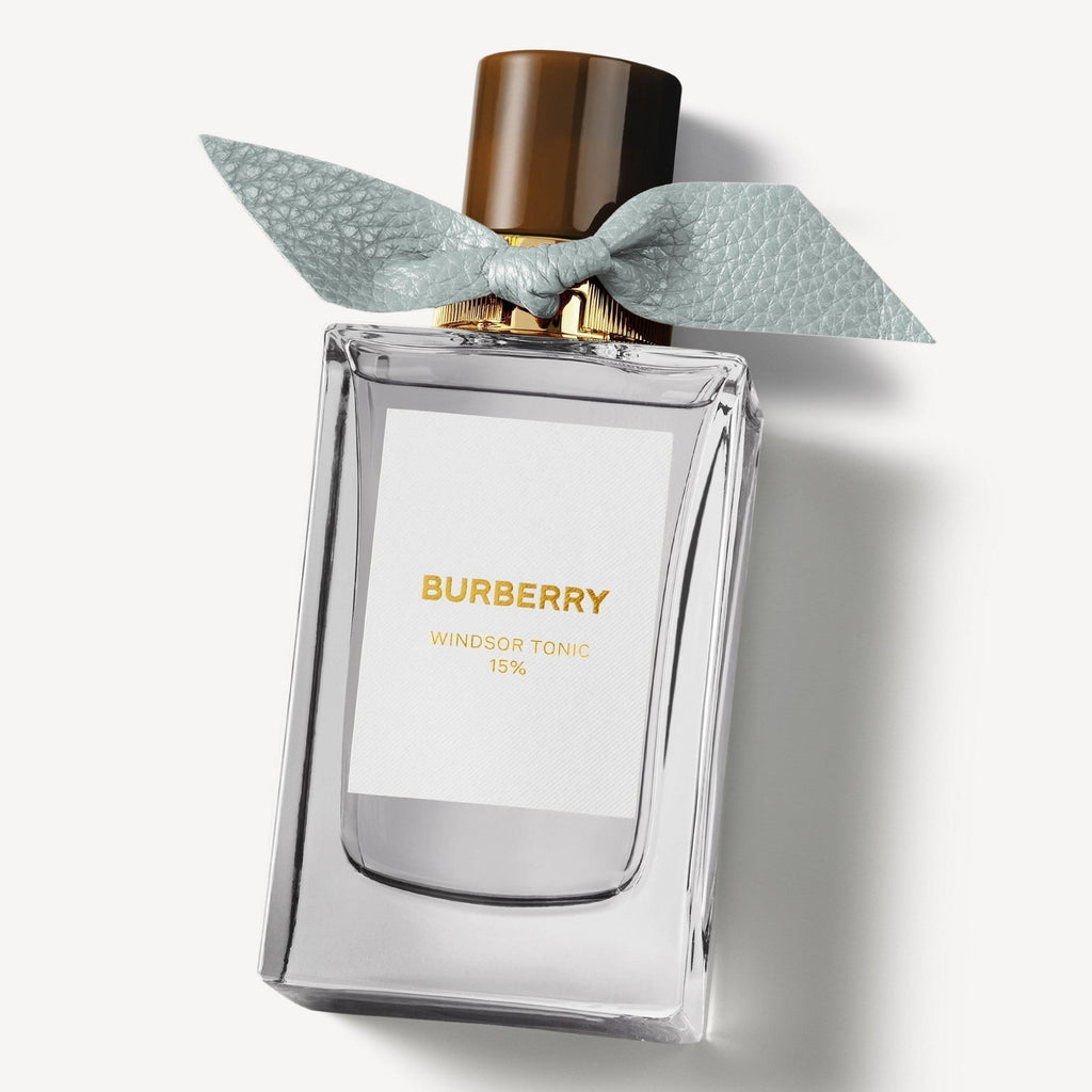 Burberry Signatures Windsor Tonic Eau de Parfum by Burberry fragrance – view 2 | Venba Fragrance