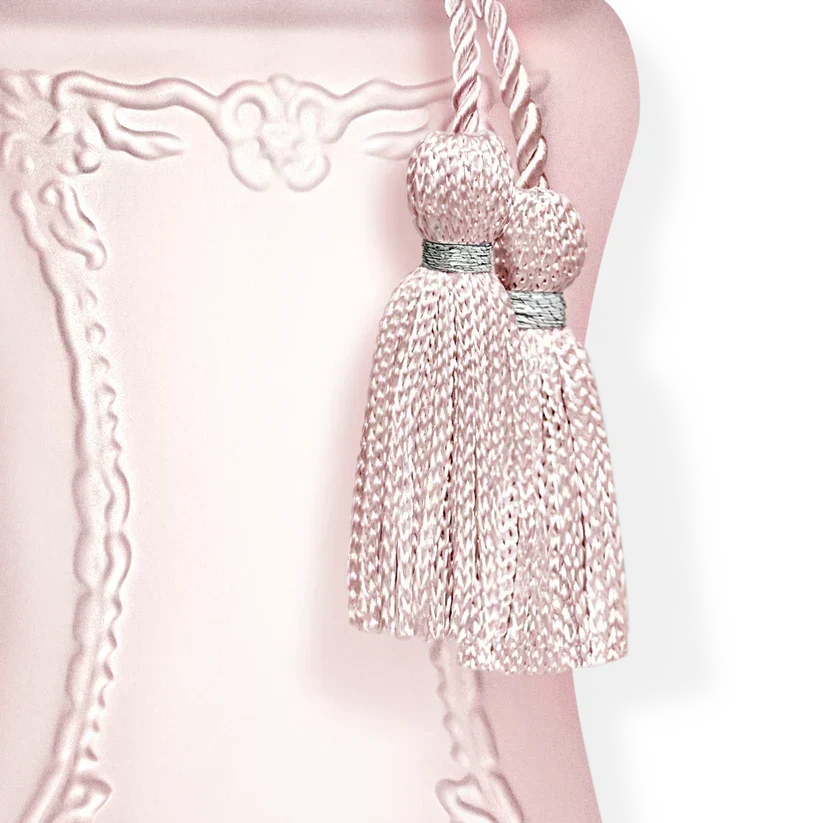 De Marly DELINA LA ROSÉE by Parfums de Marly fragrance – view 2 | Venba Fragrance