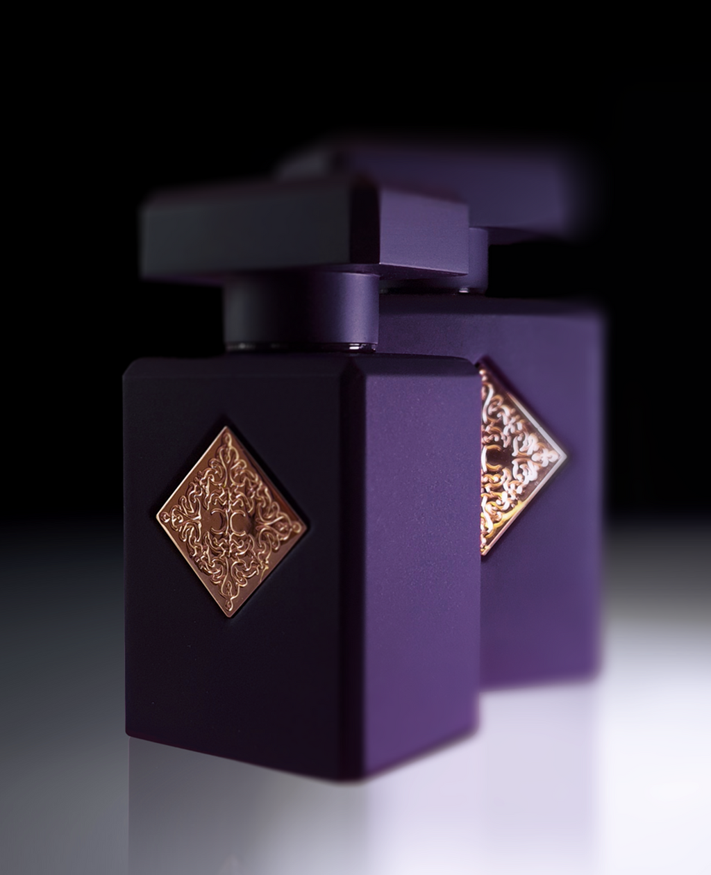 INITIO SIDE EFFECT by Initio Parfums Privés fragrance – view 3 | Venba Fragrance