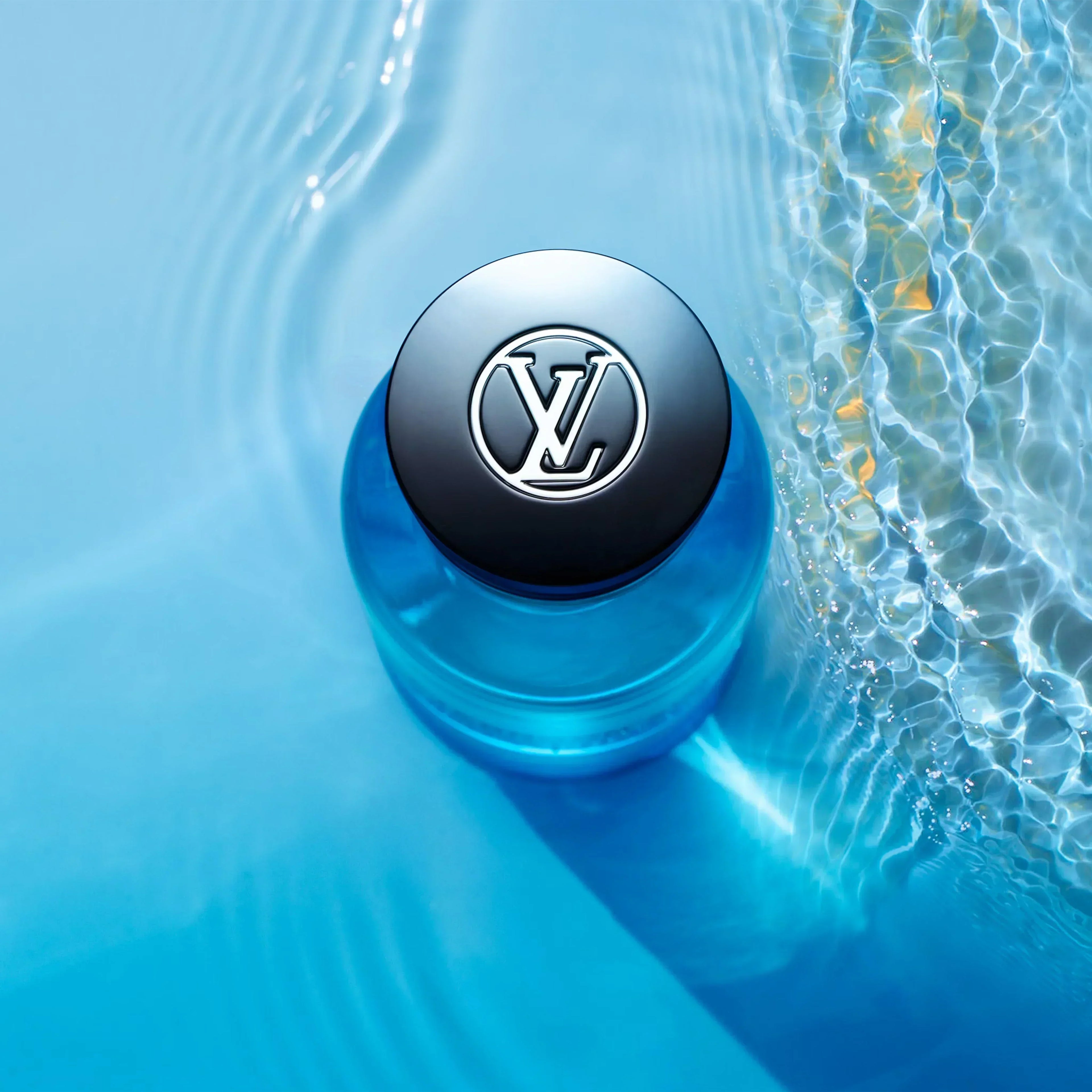 Louis Vuitton Afternoon Swim by Louis Vuitton fragrance – view 4 | Venba Fragrance