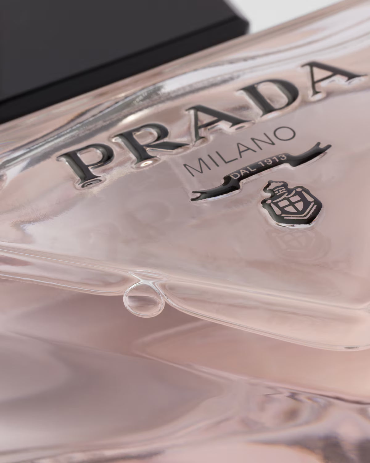 Prada Paradoxe Virtual Flower by Prada fragrance – view 2 | Venba Fragrance