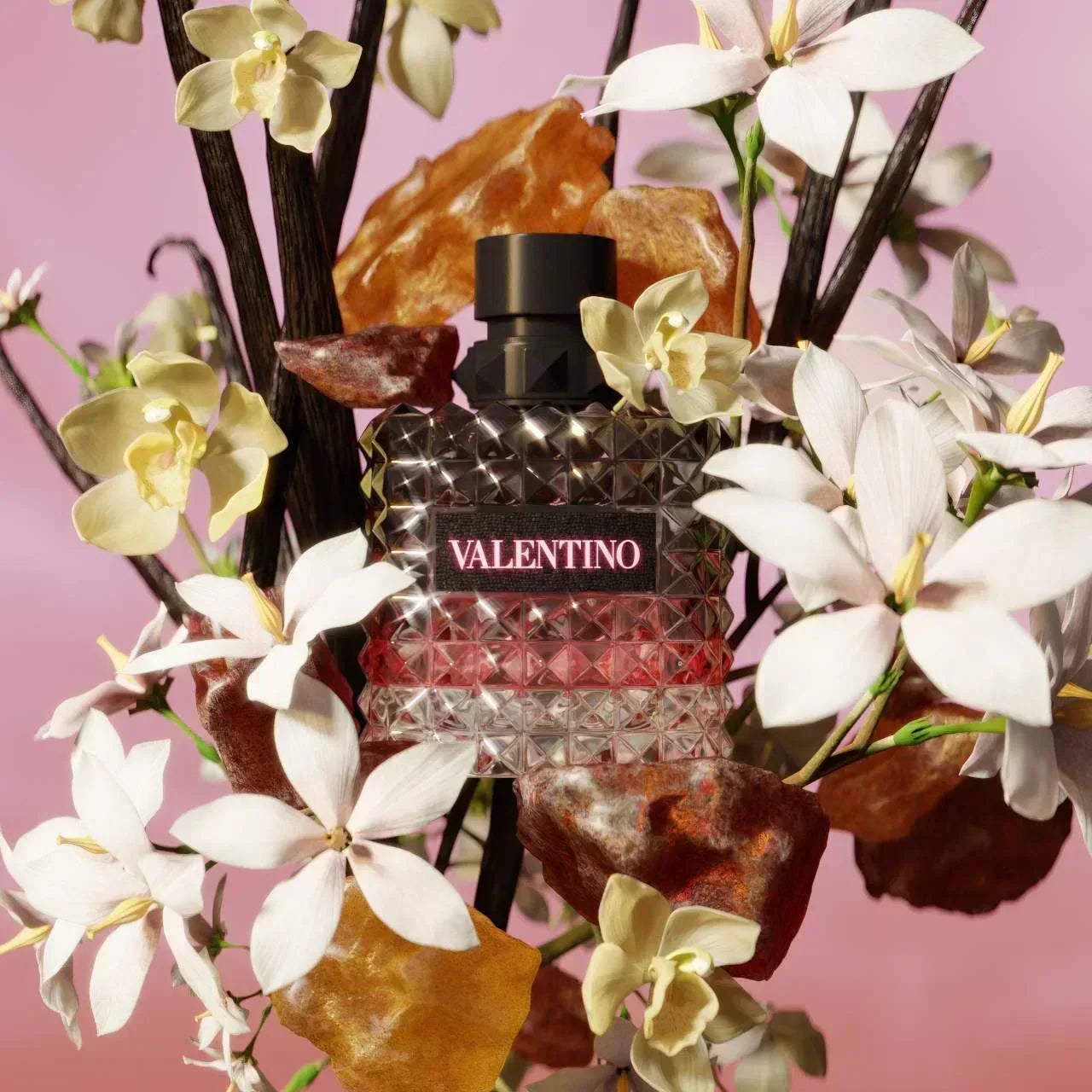 Valentino Donna Born in Roma Intense by Valentino fragrance – view 2 | Venba Fragrance